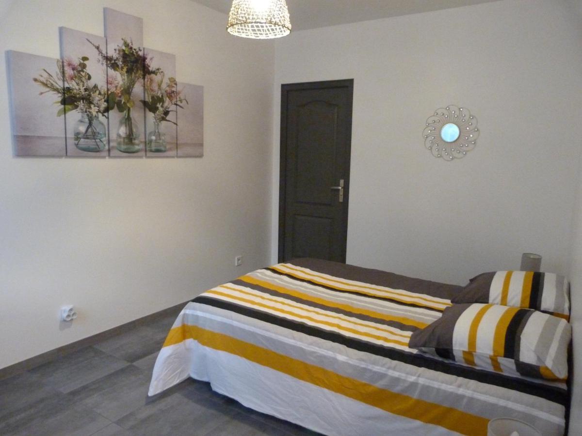 Appartement T.2 - Parking -Gratuit Vierzon Bagian luar foto